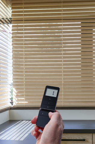 installing motorised blinds